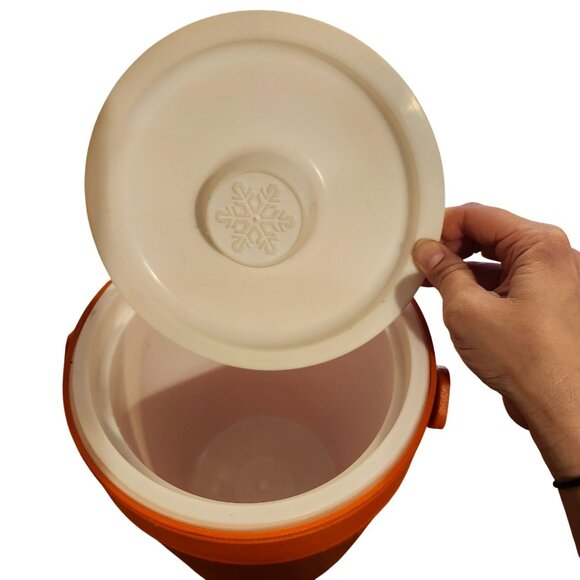 Vintage 1970s Rubbermaid Orange Insulated Ice Bucket #2260 USA Made Retro Bar - Picture 3 of 6